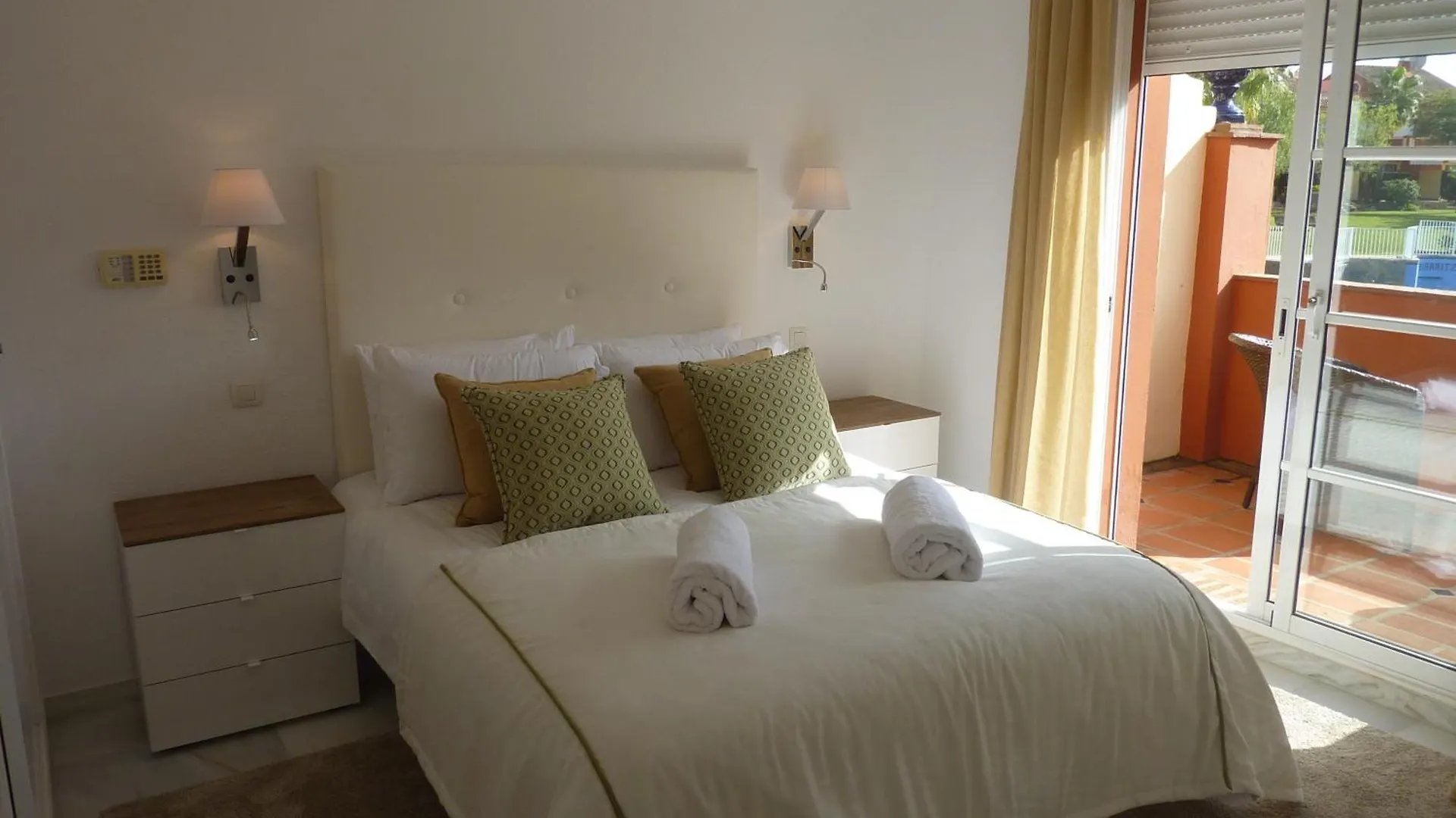 شقة 1264: 3 Bed Townhouse In Monte Biarritz Paraiso إِستيبونا
