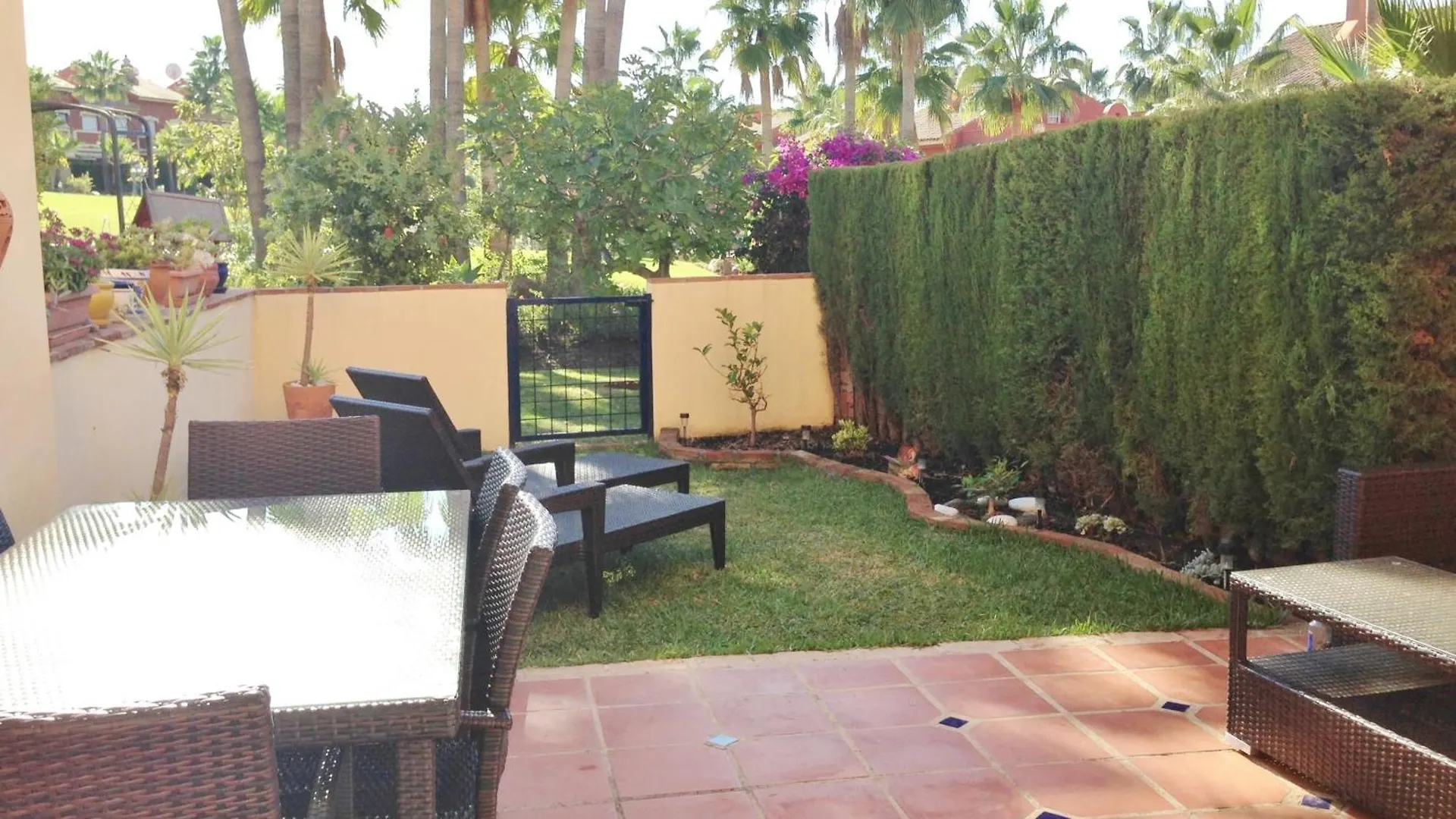 1264: 3 Bed Townhouse In Monte Biarritz Paraiso Estepona